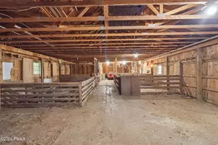 562 Swamp Brook Rd, Hawley, PA 18428 - Photo 43
