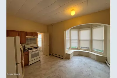 302 Avenue I #1R, Matamoras, PA 18336 - Photo 5