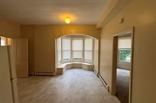 302 Avenue I, Matamoras, PA 18336 - Photo 3
