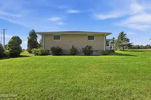 2843 Easton Turnpike, Waymart, PA 18472 - Photo 35