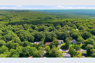 3 Devonshire Lane, Mount Pocono, PA 18344 - Photo 45