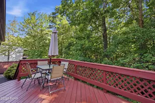 3 Devonshire Ln, Mount Pocono, PA 18344 - Photo 5