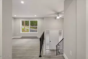5609 Cub Ln, East Stroudsburg, PA 18302 - Photo 7
