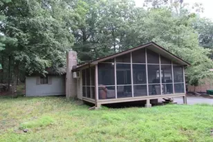 379 Wild Acres Dr, Dingmans Ferry, PA 18328 - Photo 3