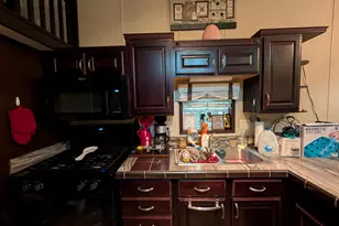 225 Shohola Ln, Shohola, PA 18458 - Photo 17