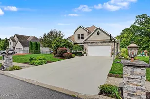 203 Azalea Dr, Mayfield, PA 18433 - Photo 91
