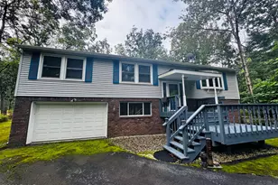 223 Maple Ridge Dr, Lords Valley, PA 18428 - Photo 5