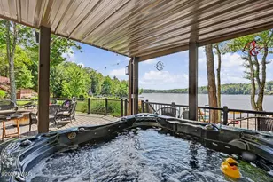 2043 Roamingwood Rd, Lake Ariel, PA 18436 - Photo 7