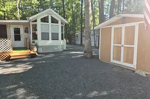 157 Chickasaw Ln, Shohola, PA 18458 - Photo 1