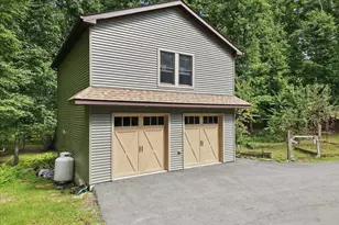 185 Laurel Cir, Hawley, PA 18428 - Photo 73