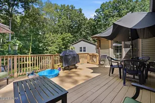 185 Laurel Cir, Hawley, PA 18428 - Photo 59