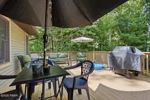 185 Laurel Cir, Hawley, PA 18428 - Photo 57