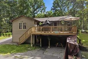 185 Laurel Cir, Hawley, PA 18428 - Photo 79