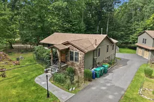 185 Laurel Cir, Hawley, PA 18428 - Photo 13