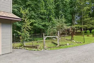 185 Laurel Cir, Hawley, PA 18428 - Photo 65