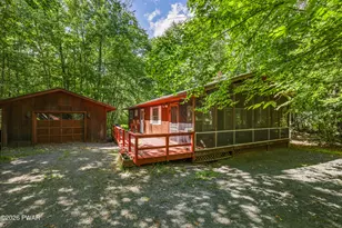 132 Pommel Dr, Lords Valley, PA 18428 - Photo 1