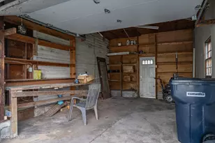 211 Avenue L, Matamoras, PA 18336 - Photo 21