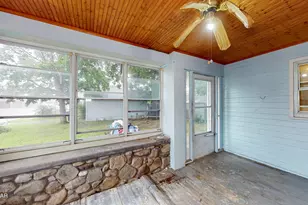 211 Avenue L, Matamoras, PA 18336 - Photo 19