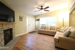 132 Constitution Dr, Lackawaxen, PA 18435 - Photo 11