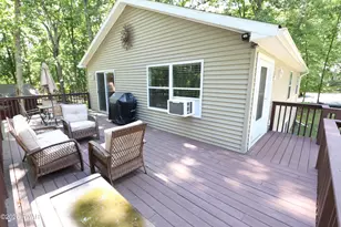 132 Constitution Dr, Lackawaxen, PA 18435 - Photo 9
