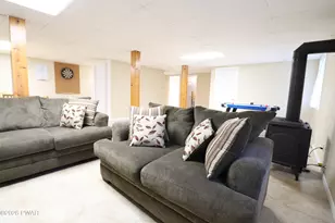 132 Constitution Dr, Lackawaxen, PA 18435 - Photo 27