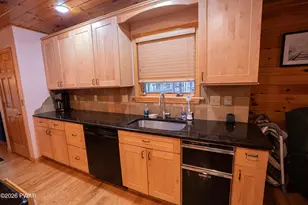24 Applegate Rd, Lake Ariel, PA 18436 - Photo 17