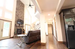 128 Powderhorn Dr, Lackawaxen, PA 18435 - Photo 11