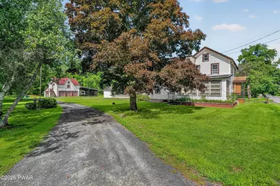 1042 Delaware Drive, Matamoras, PA 18336 - Photo 5