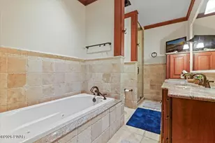 165 Pennwood Dr, Greentown, PA 18426 - Photo 75