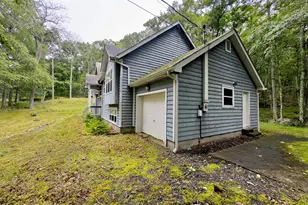 212 Conashaugh Trl, Milford, PA 18337 - Photo 3