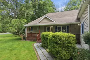 518 Gandolf Rd, Tamiment, PA 18371 - Photo 5