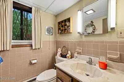 109 Valley Run, Greentown, PA 18426 - Photo 29