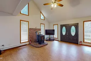 118 Buttercup Terrace, Milford, PA 18337 - Photo 5