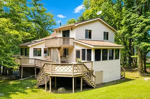 2507 Oak Ct, Lake Ariel, PA 18436 - Photo 3