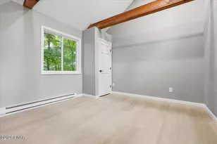 1012 Fawnhill Ct, Lake Ariel, PA 18436 - Photo 15