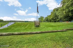 28 Hemlock Ln, Lake Ariel, PA 18436 - Photo 27