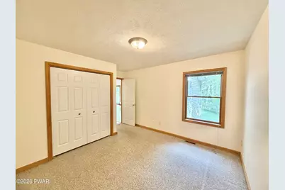 809 Maple Leaf Court, Lords Valley, PA 18428 - Photo 15