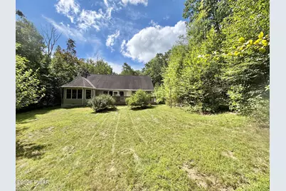 809 Maple Leaf Court, Lords Valley, PA 18428 - Photo 37