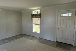107 Middle Rd, Greentown, PA 18426 - Photo 3