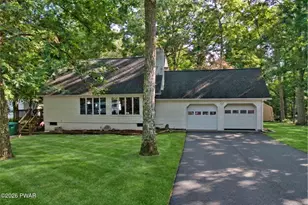 371 Wild Acres Dr, Dingmans Ferry, PA 18328 - Photo 1