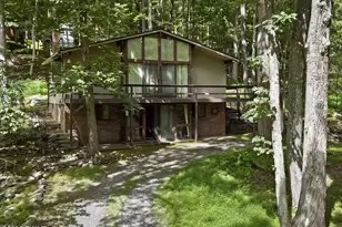 2130 Fawn Ln, Bushkill, PA 18324 - Photo 27