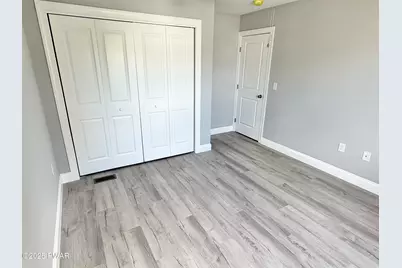 208 Ave I, Matamoras, PA 18336 - Photo 35