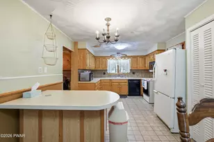 111 Prospect St, Waymart, PA 18472 - Photo 11