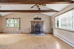 129 Amos Cir, Bushkill, PA 18324 - Photo 3