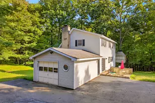 421 Raymondskill Rd, Milford, PA 18337 - Photo 5