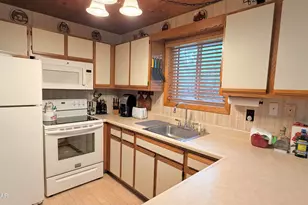 64 Glenwood Ln, Lake Ariel, PA 18436 - Photo 13