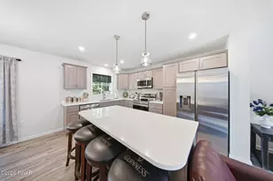 108 Knob Cone Dr, Milford, PA 18337 - Photo 11