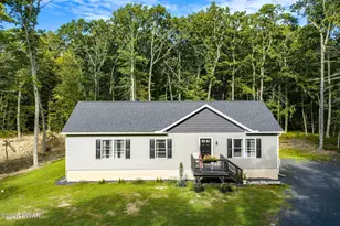 108 Knob Cone Dr, Milford, PA 18337 - Photo 3