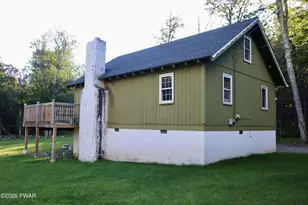 1095 West Side Dr, Newfoundland, PA 18445 - Photo 3