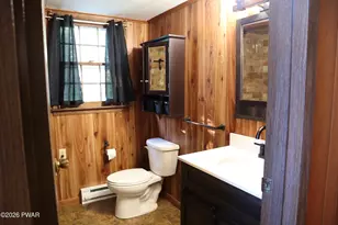 1095 West Side Dr, Newfoundland, PA 18445 - Photo 19